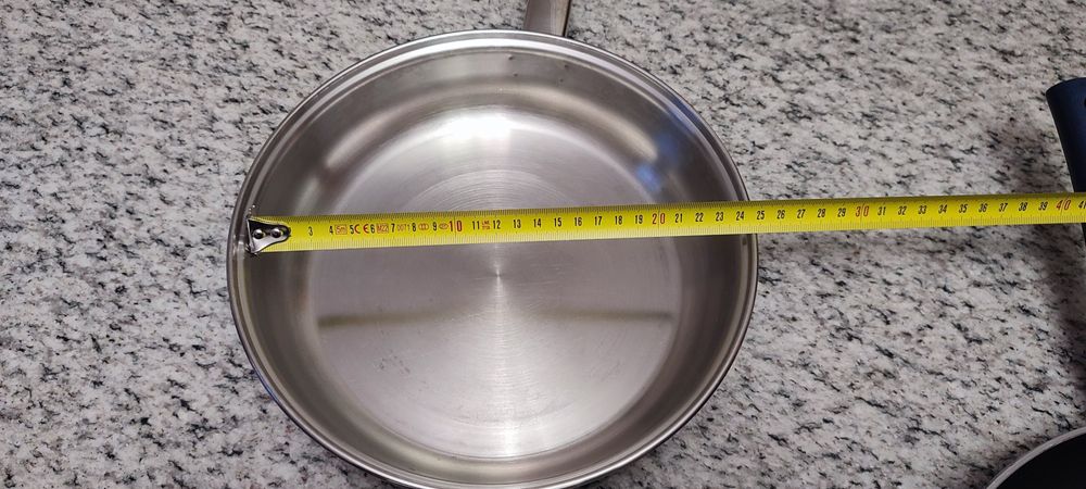 Lote de 2 frigideiras