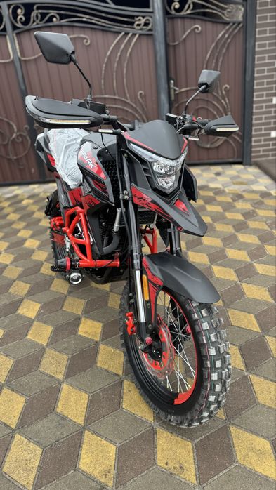 Текен SPARK SP300T-1 новий