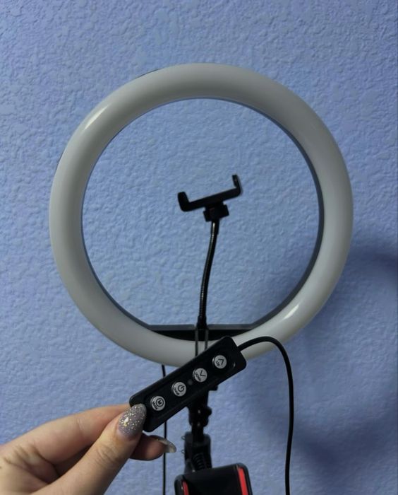 Кільцева лампа з тримачем для телефону