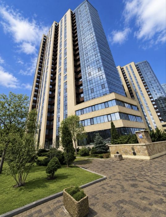 Продам паркоместо (паркинг) жк ПАНОРАМА, центр (Славия, Магнат)