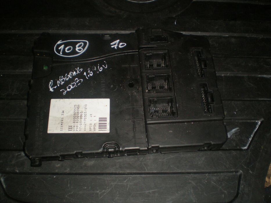 Caixa fusíveis / SAM / BSI RENAULT Megane I (BA0/1_)