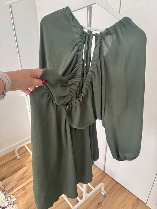 [ €12,00 ] Vestido Verde • Tamanho Único