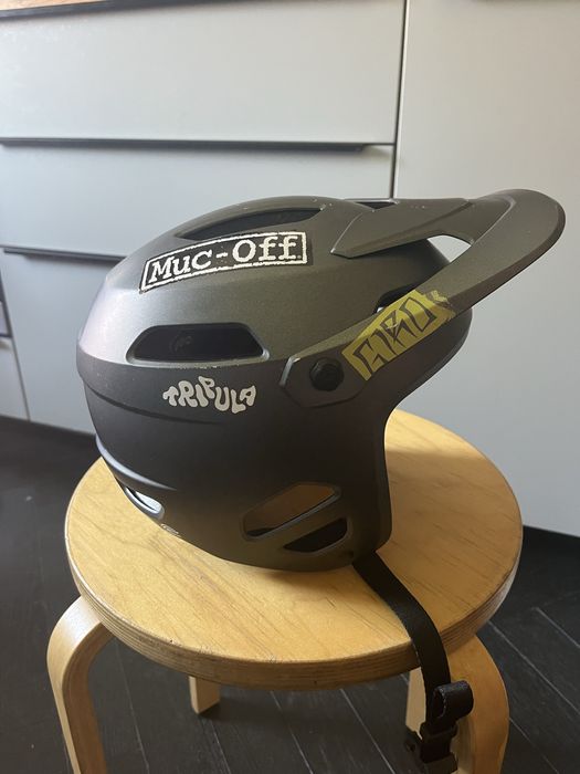 Kask giro tyrant