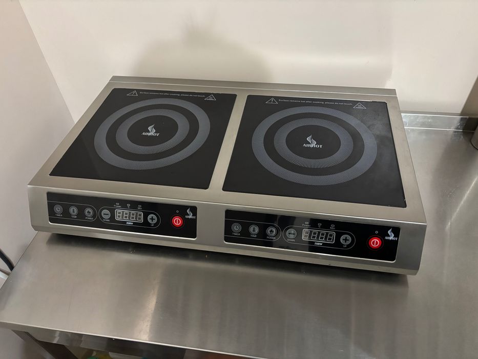 Продам індукційну плиту AIRHOT IP7000D