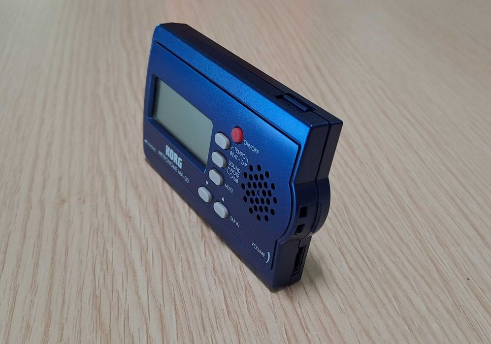 Metrónomo Digital Korg MA-30 BL/BK Blue