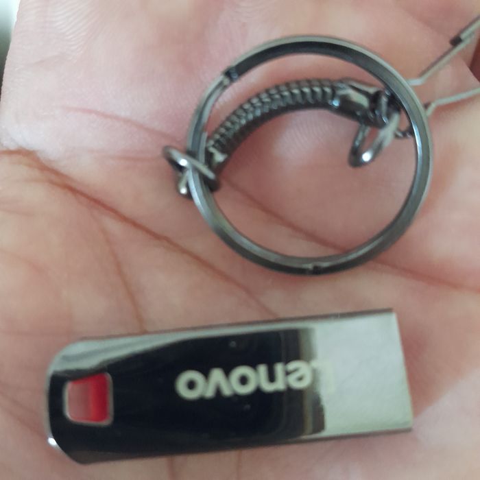 Para venda mini pen drive 256 GB