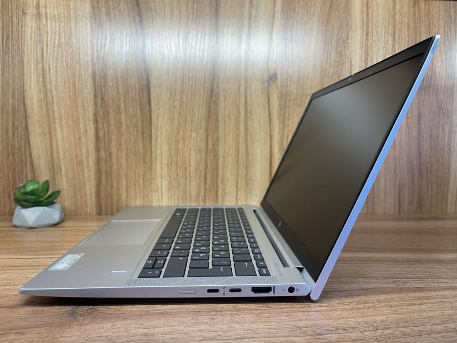 Ноутбук HP EliteBook 835 G8/Ryzen 3 5400U/8Gb/256Gb/13" IPS/Гарантія
