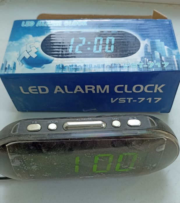 Настільний LED-годинник VST-717 з будильником