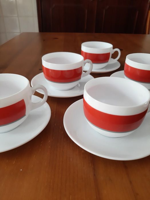Conjunto de chávenas de chá Arcopal