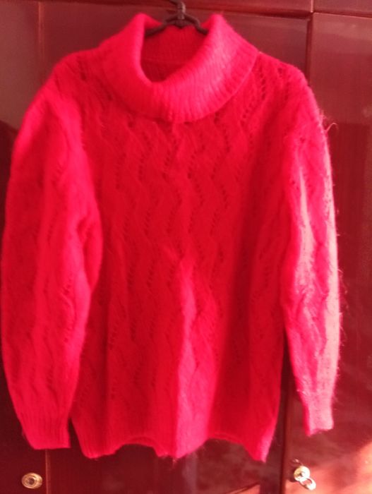 Свитер махеровий и безрукавка махеровая