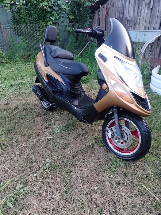 Продам скутер 150