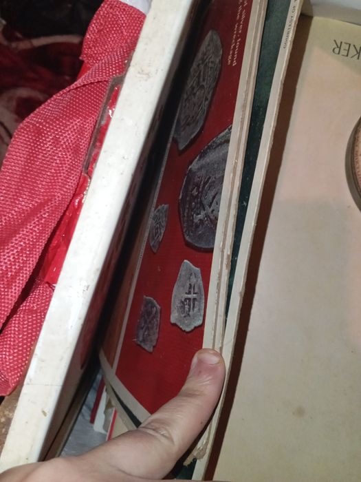 Saco com coisas ler a descrição vendo junto lote