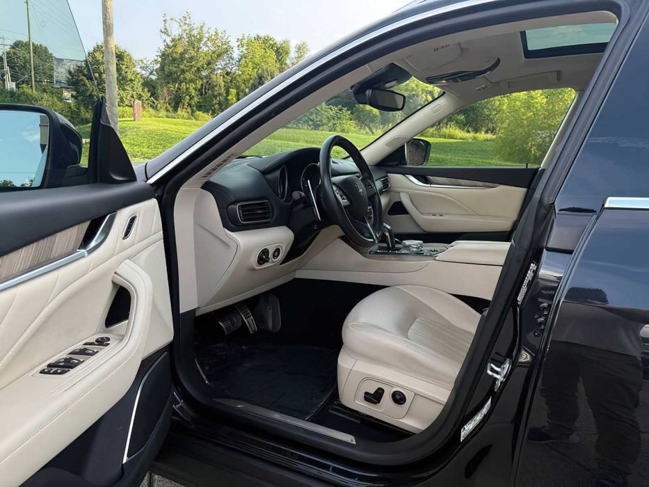 Maserati Levante S GranLusso      2019