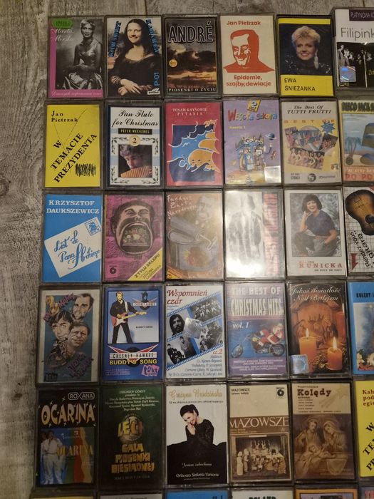 Zestaw 81 kaset audio
