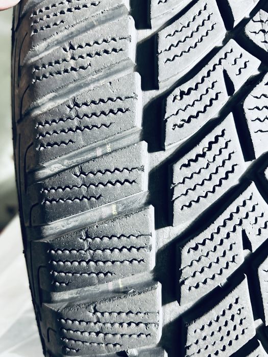 Goodyear 215/55 r17 зима