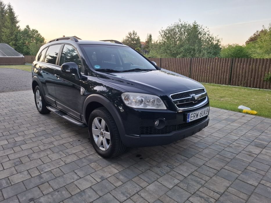 wypożyczę suv-a chevroleta captiva 2.4 benzyna 7 osobowy