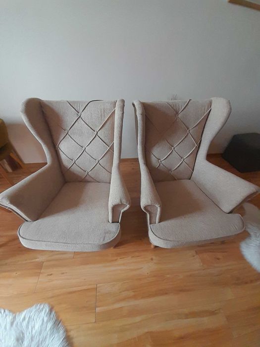 dwa fotele uszaki