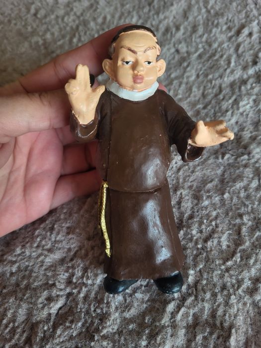 Mnich benedyktyński figurka