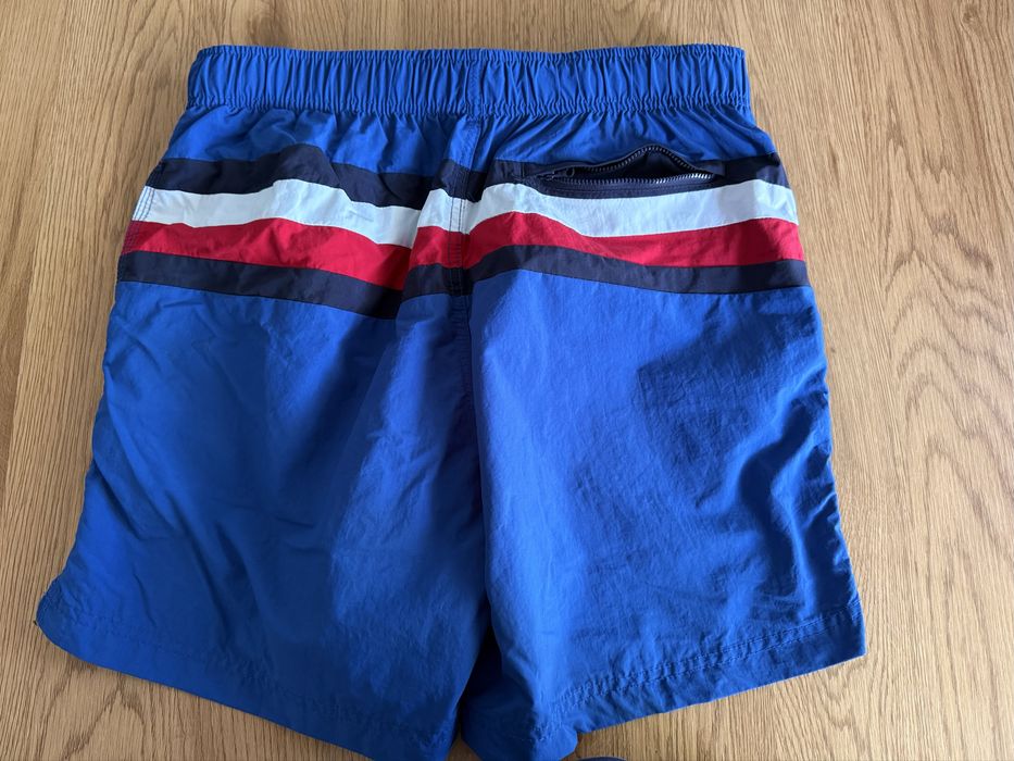 Tommy Hilfiger spodenki kąpielowe roz M super jakosc stan idealny