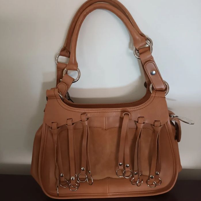 Mala Furla de pele em tom camel