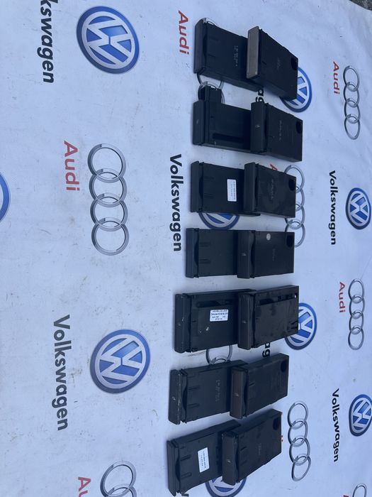 Підстаканник audi a4 b6 b7 a6 c5 c6 ауді а6 с5 задній підстаканник  а6 с5-800 грн за шт. Передній а6 с5-1200 передніі а4 b6 b7 -1400