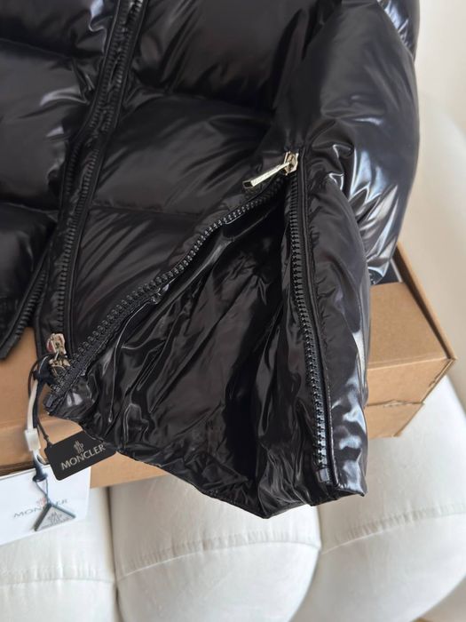 Пуховик Moncler Huppe