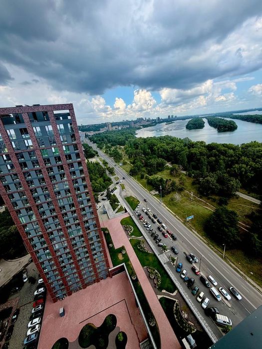 Продам пентхаус в ЖК Маршал