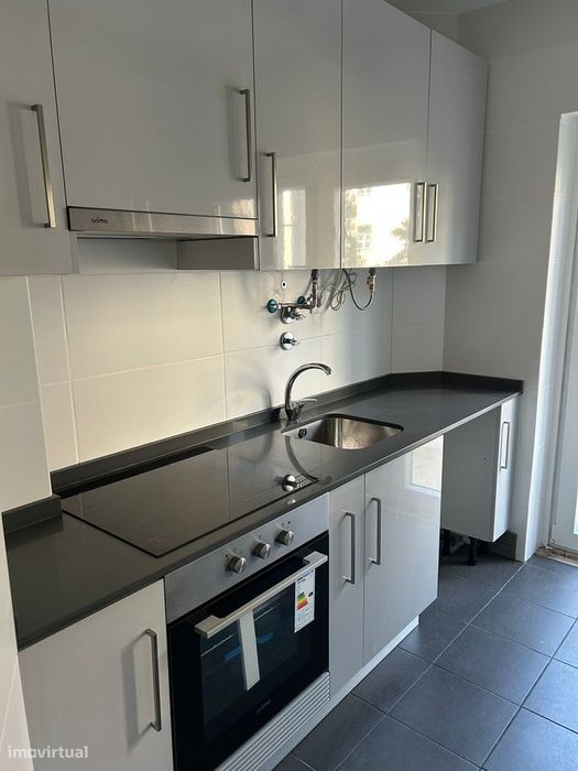 Apartamento T2 Santo Amaro Alcantara Renovado