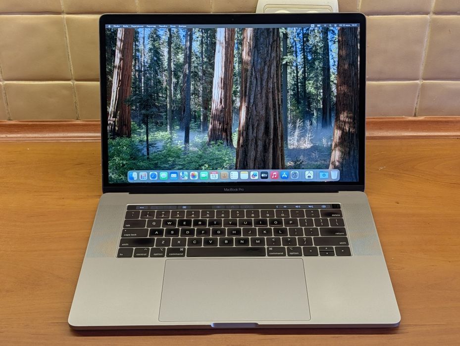 Apple MacBook Pro 15, A1990, TouchBar, i7, 512Gb, 16Gb