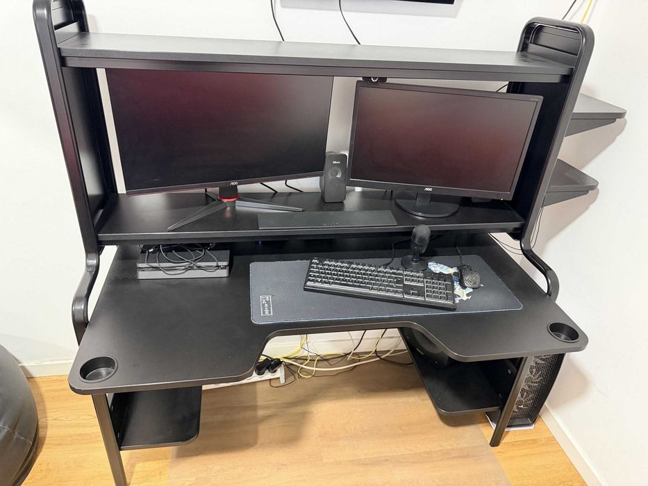 Mesa Gaming, IKEA FREDDE - Original 229€, Vendo 125€