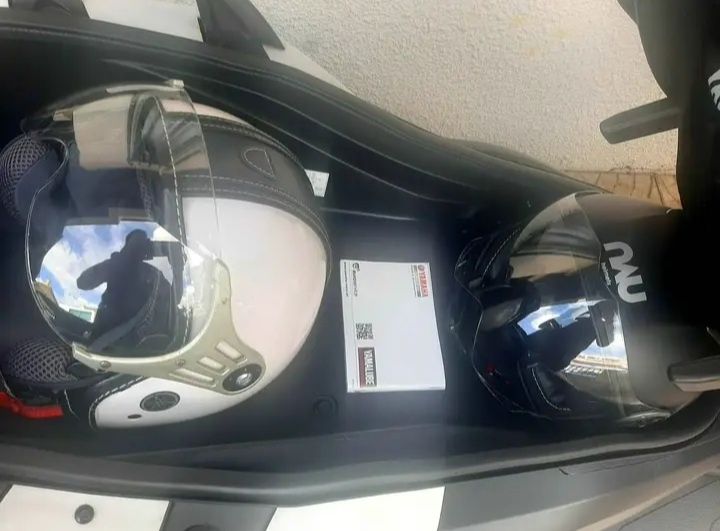 Yamaha X-Max 125cc.
