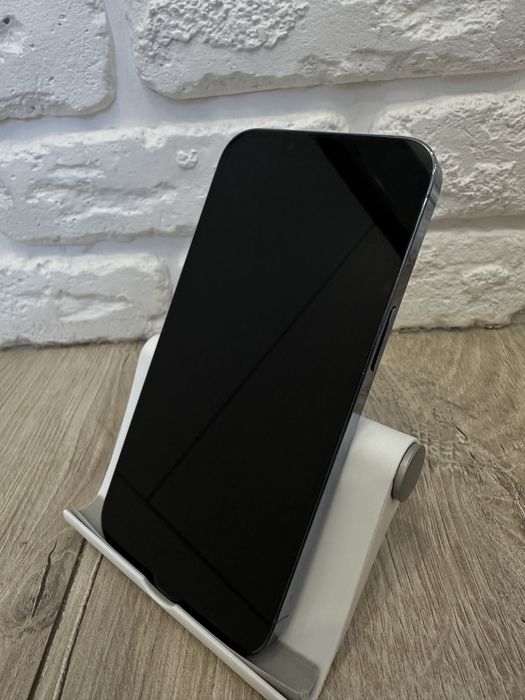 iPhone 13 Pro 256GB (Sierra Blue), ідеальний стан.