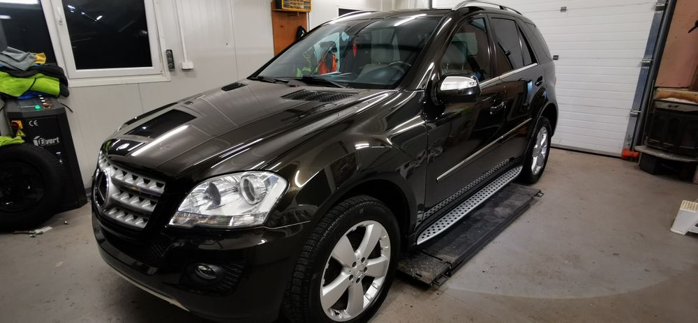 Piękny mercedes Ml w164