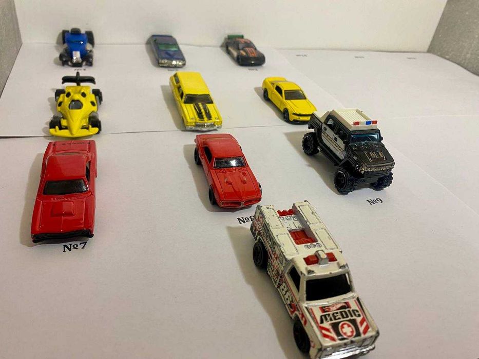 Hot Wheels — (10 моделей) одним лотом