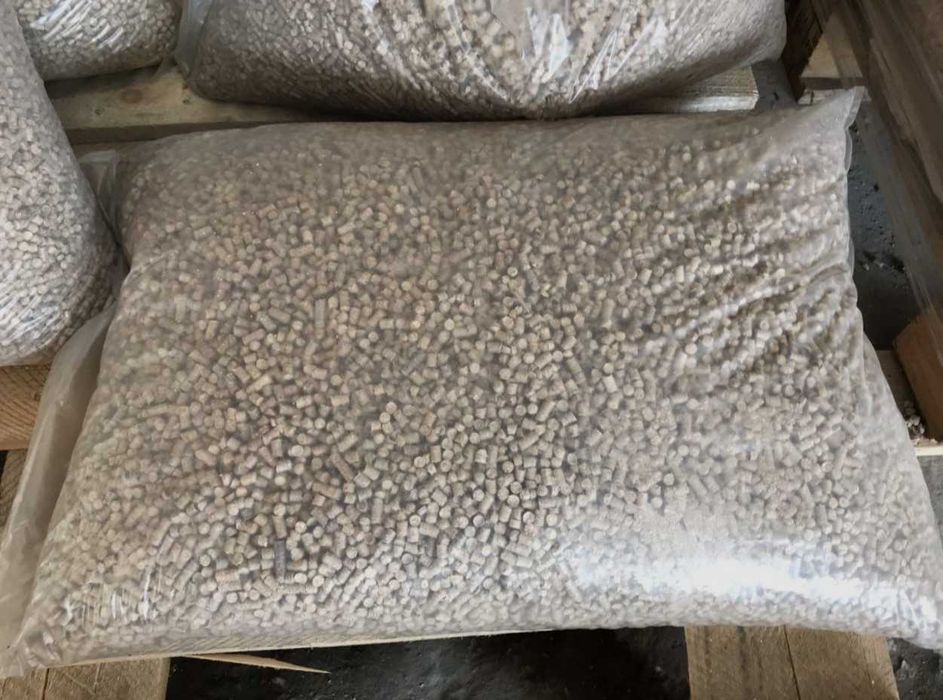 Вугілля брикети пелети тепло для будь якого приміщення