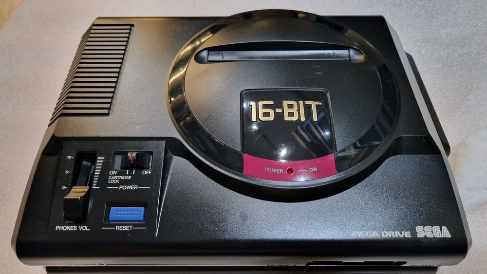 Konsola Sega Mega Drive + Sega Mega CD