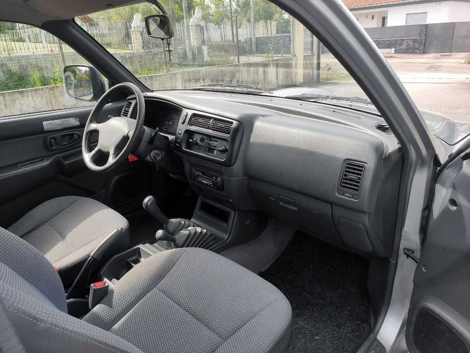 Mitsubishi L200 4x4 cabine Extra 180MIL KM