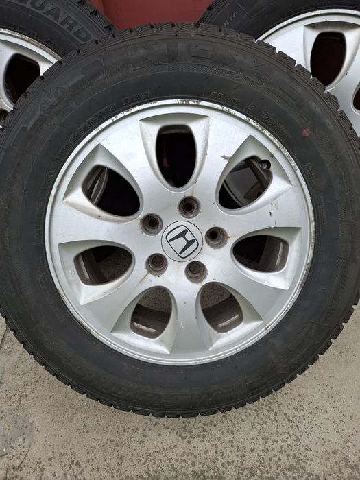 Шини з дисками 215/65/16