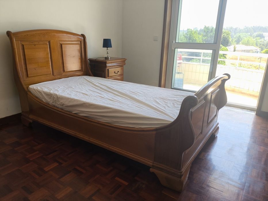 Arrendamento Quarto com varanda em Valbom