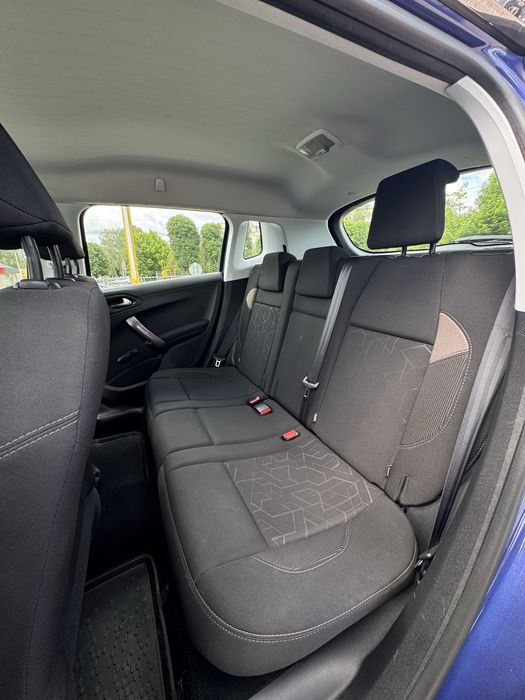 Peugeot 2008 2014 року