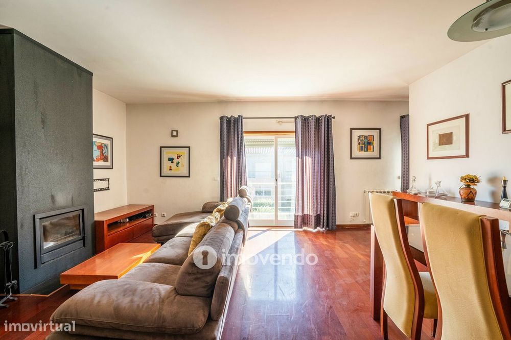 Apartamento T3 com garagem, próximo do mar, em Aguçadoura