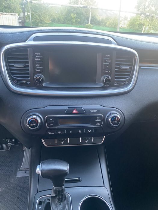 Продам KIA Sorento 2019