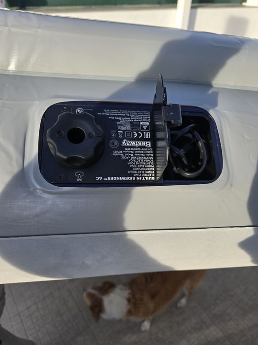 Colchão insuflável bestway com bomba