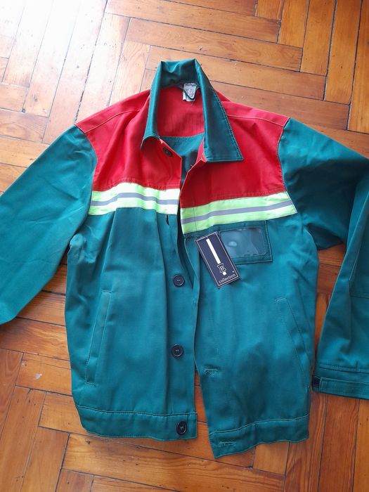 Продам новую спецодежду.