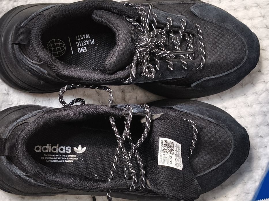 Damskie buty sportowe Adidas