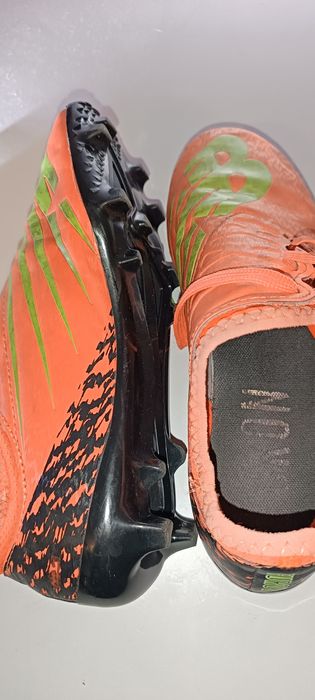 Vendo chuteiras NB -34