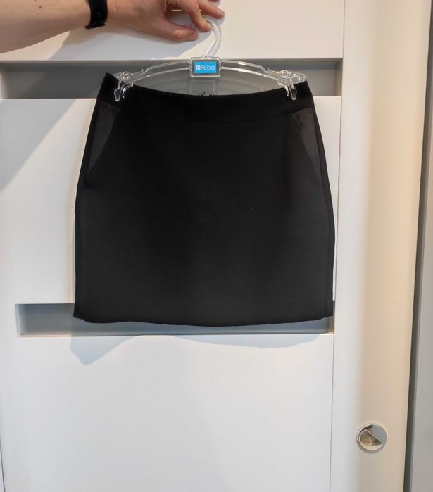 Mango Suit - czarna mini spódnica r. 36