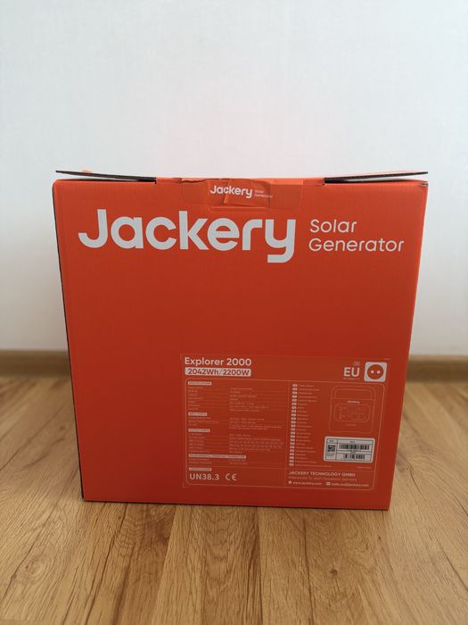 Портативна зарядна станція Jackery Explorer 2000 v2 2042 Wh 2200 W