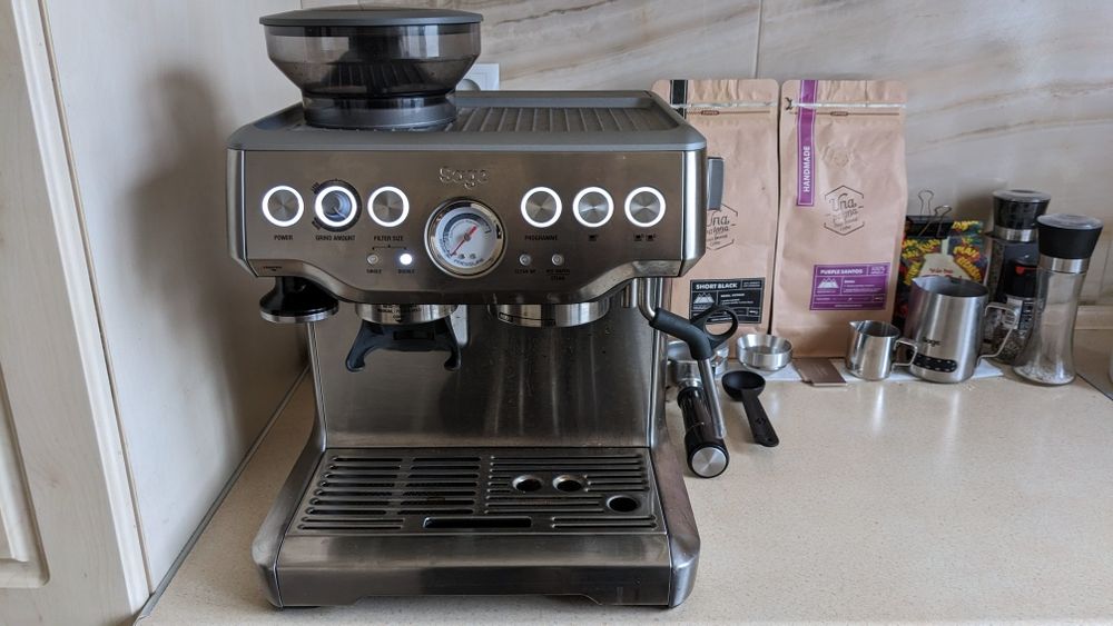 Ekspres kolbowy SAGE Barista Express SES875BSS