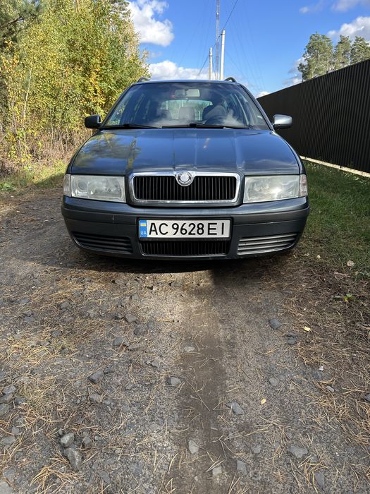 продам  шкода окдавія тур 2.0 бензин